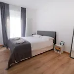 Modern House In The Center Of With Parking