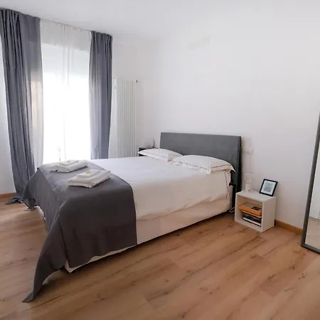 Modern House In The Center Of With Parking