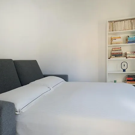 Modern House In The Center Of With Parking * Recco