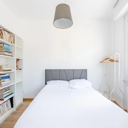 Modern House In The Center Of With Parking * Recco