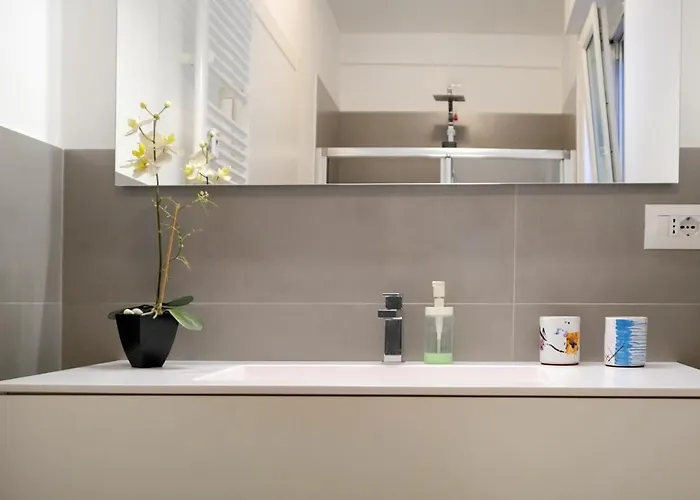 Modern House In The Center Of With Parking Lägenhet