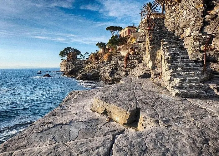 Modern House In The Center Of With Parking *