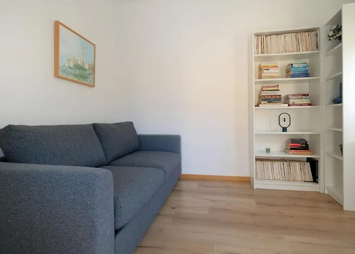 Modern House In The Center Of With Parking * Recco