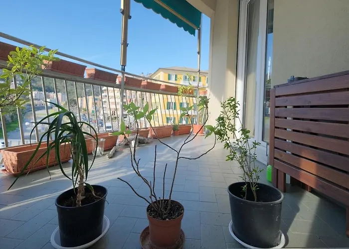 Lägenhet Modern House In The Center Of With Parking *